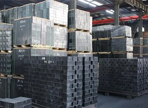 低熔物添加剂 对钢包用镁碳砖性能的影响